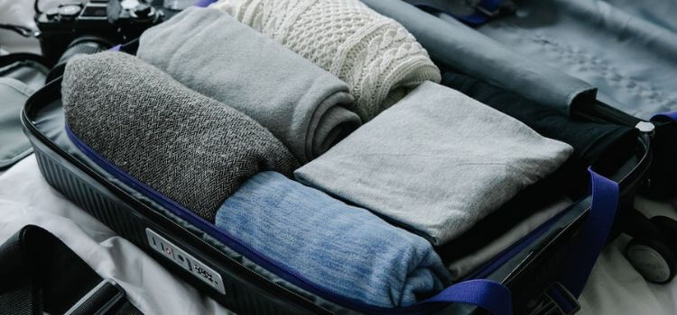 Efficiently Pack Folded Pants in Your Suitcase
