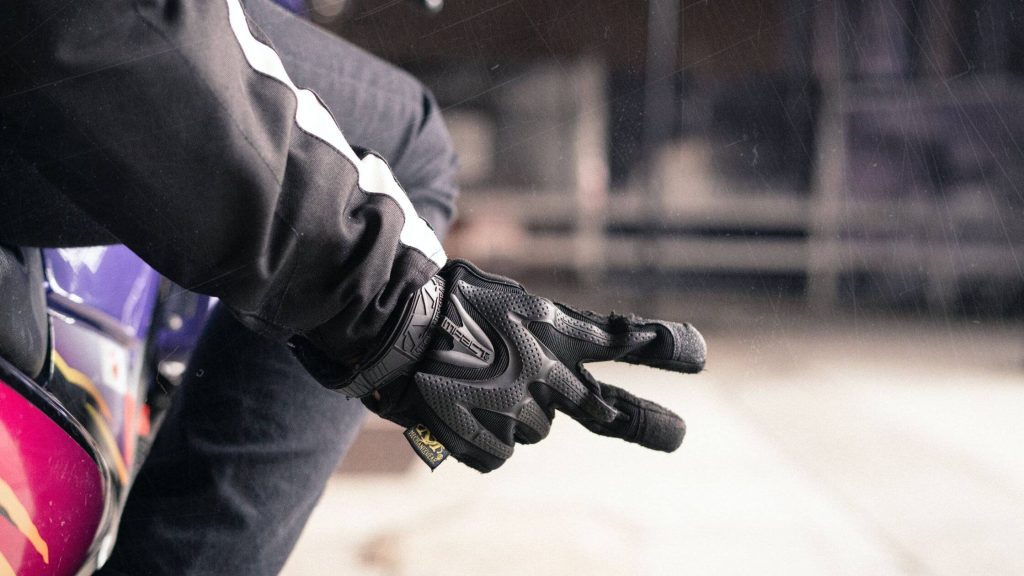 How to Choose Best Winter Motorcycle Gloves